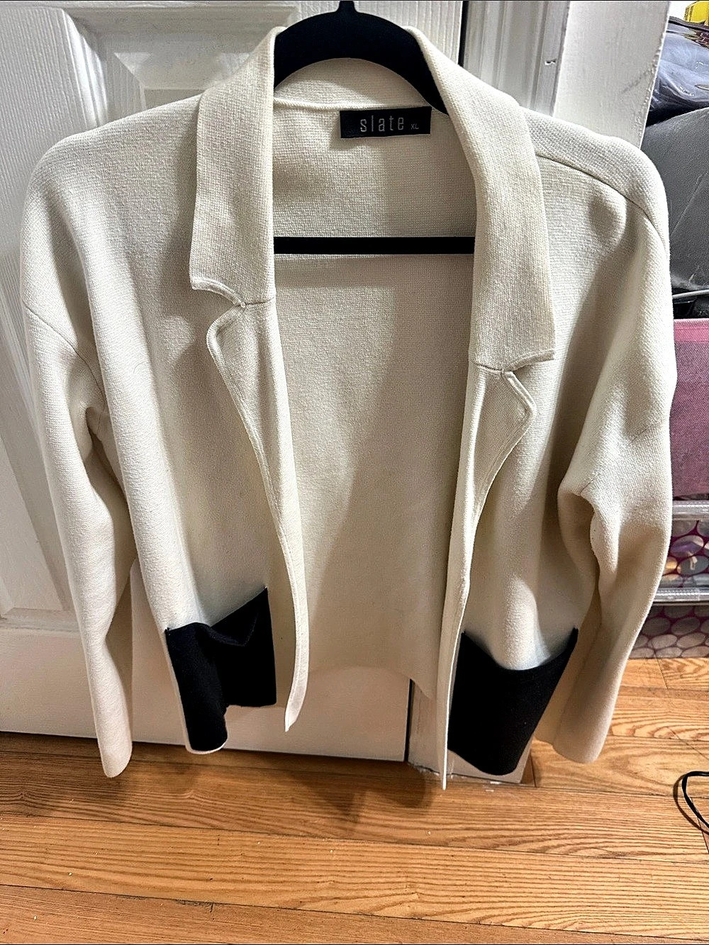 Slate Open Front Blazer in White XL Like New